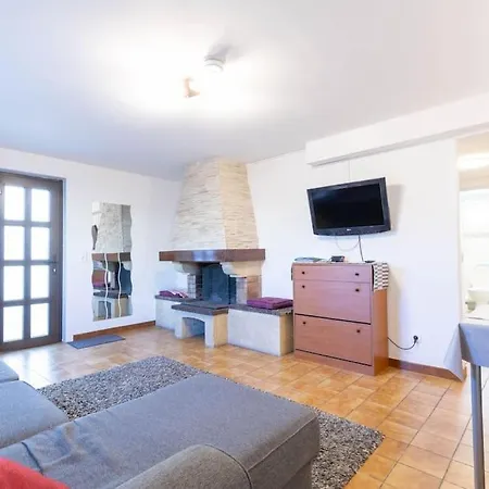 T2 Au Pied Des Pyrenees - Gazost * آرجول جازو